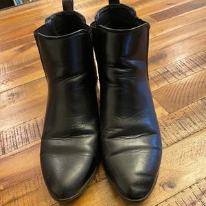 A New Day pointy black ankle boots women’s size 8.5 with 2 in heel